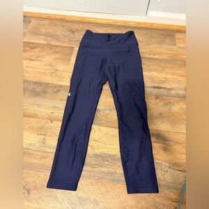 Under Armour Girls Leggings Youth XL – Navy Blue Athletic Workout Pants